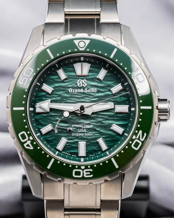 Grand Seiko Automatic GMT (SLGB025)