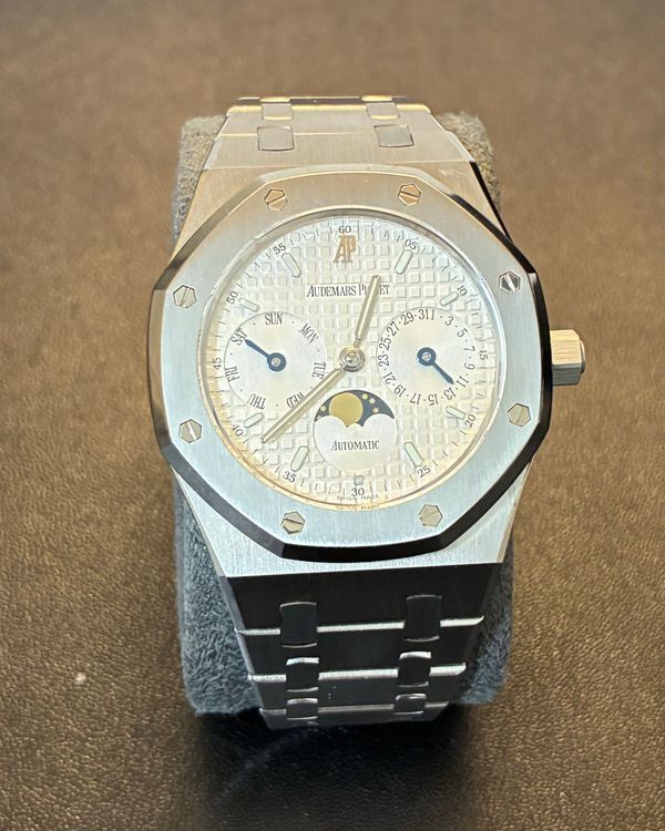 Audemars Piguet Royal Oak (25594ST)