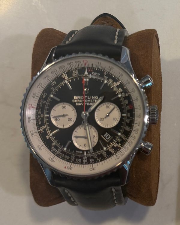 No Reserve - Breitling Navitimer (AB12721)