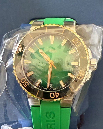 2026 Oris Aquis Date Calibre 400 41.5MM Green Dial Rubber Strap (01 400 7769 6357)