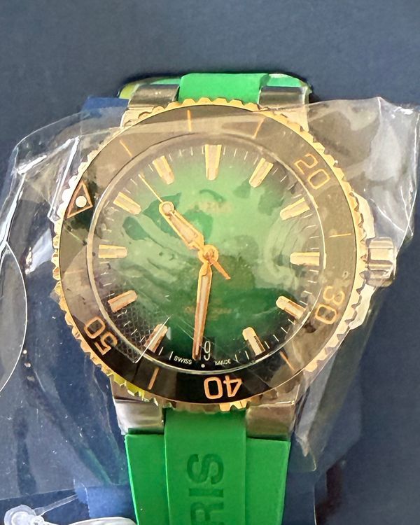Oris Aquis (01 400 7769 6357)