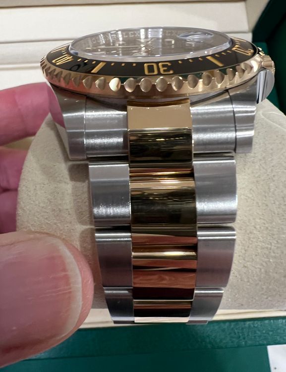 2025 Rolex Sea-Dweller 43MM Black Dial Two-Tone Oyster Bracelet (126603)