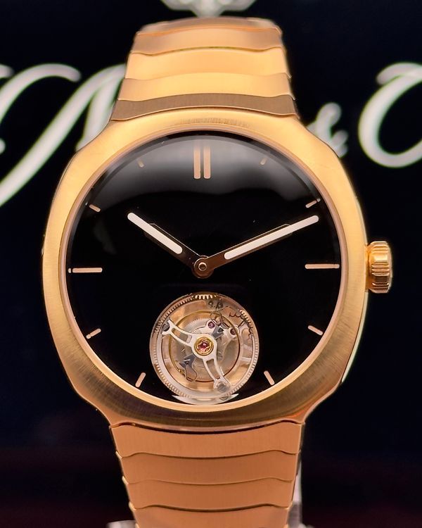 H. Moser & Cie Streamliner (6804-0400)