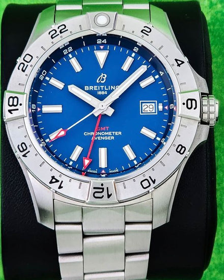 2024 Breitling Avenger GMT 44MM Blue Dial Steel Bracelet (A32320101C1A1)