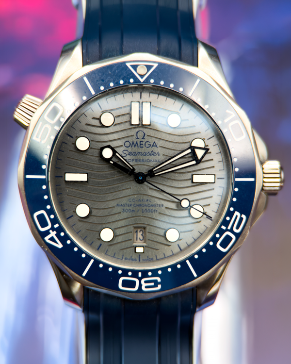 No Reserve - 2021 Omega Seamaster Diver 300M 42MM Grey Dial Rubber Strap (210.32.42.20.06.001)