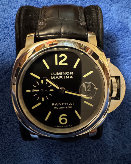 2015 Panerai Luminor Marina 44MM Black Dial Leather Strap (PAM00104)