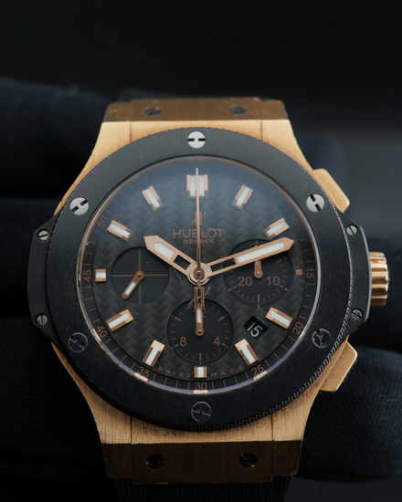 2016 Hublot Big Bang Chronograph 44MM Carbon Fiber Dial Rubber Strap (301.PM.1780.RX)