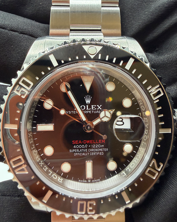 2021 Rolex Sea-Dweller 4000 40MM Black Dial Oyster Bracelet (116600)