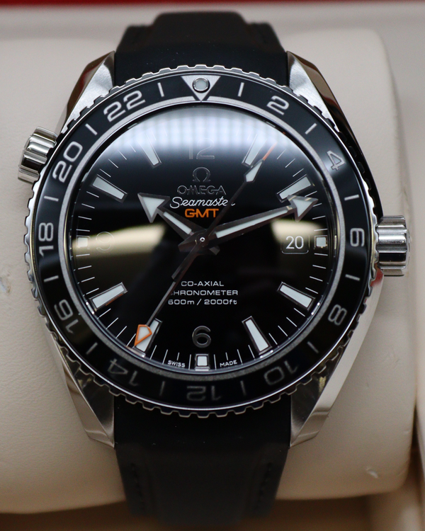2021 Omega Seamaster Planet Ocean GMT 43.5MM Black Dial Rubber Strap (232.32.44.22.01.001)