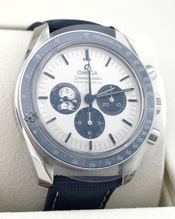 2026 Omega Speedmaster Anniversary Series “Silver Snoopy Award” 42MM Silver Dial Textile Strap (310.32.42.50.02.001)