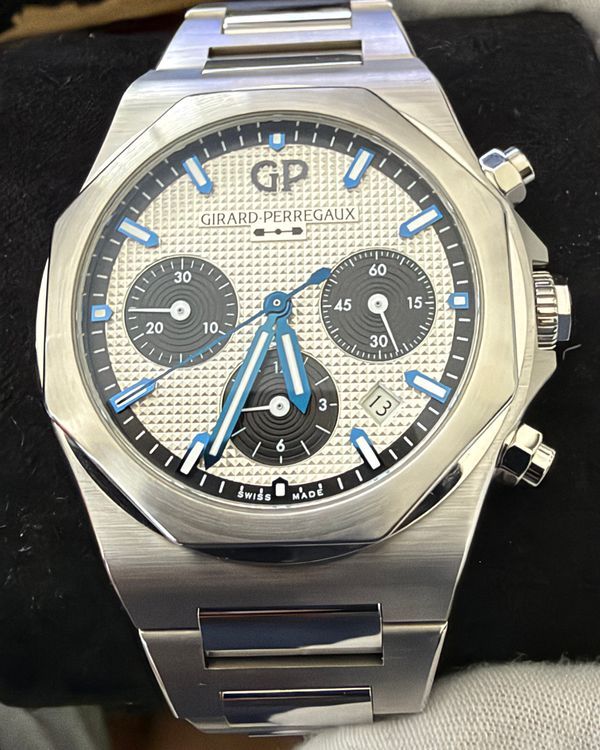 Girard Perregaux Laureato (81020-11-131-11A)