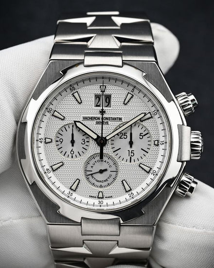 2021 Vacheron Constantin Overseas Chronograph 42MM White Dial Steel Bracelet (49150/B01A-9095)