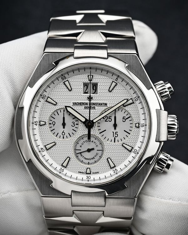 2021 Vacheron Constantin Overseas Chronograph 42MM White Dial Steel Bracelet (49150/B01A-9095)