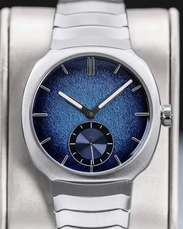 2026 H. Moser & Cie Streamliner Centre Seconds 40MM Blue Dial Steel Bracelet (6500-1200)