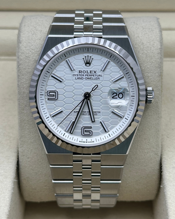 (WORKING) Rolex Land-Dweller (127334)