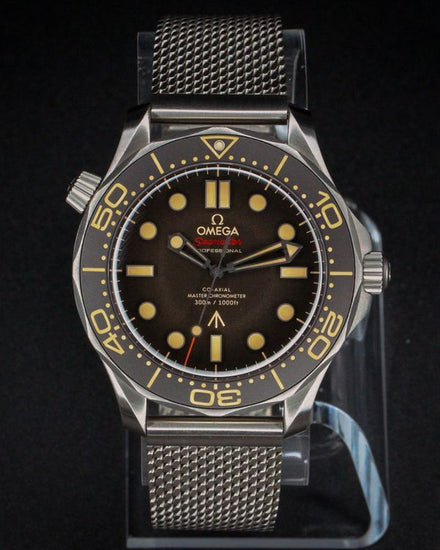 No Reserve - Omega Seamaster Diver 300M 007 Edition 42MM Brown Dial Titanium Bracelet (210.90.42.20.01.001)
