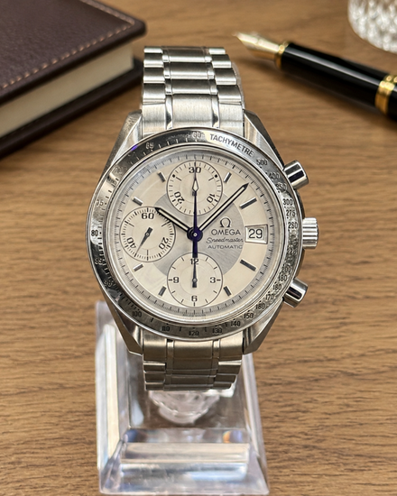 No Reserve - Omega Speedmaster Date 39MM Silver Dial Steel Bracelet (3513.30.00)