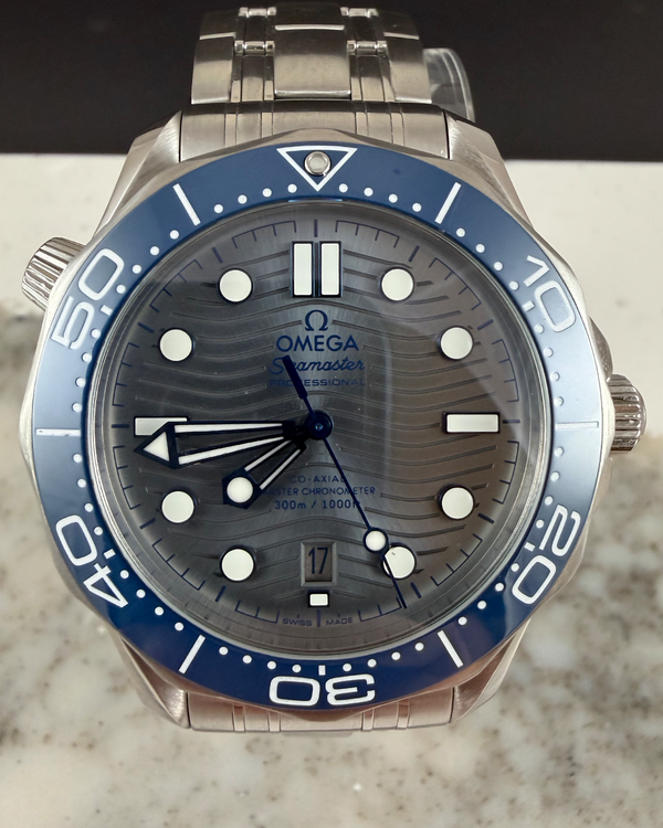 No Reserve - Omega Seamaster Diver 300M (210.30.42.20.06.001)