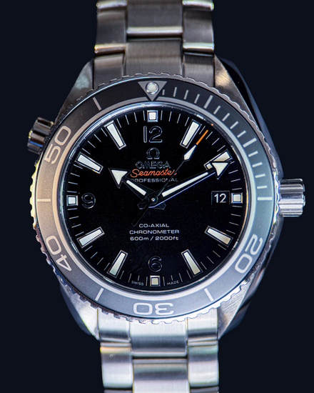 No Reserve - 2015 Omega Seamaster Planet Ocean 600M 42MM Black Dial Steel Bracelet (232.30.42.21.01.001)