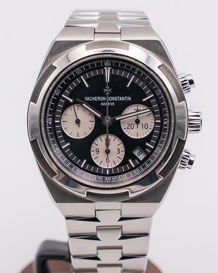 2019 Vacheron Constantin Overseas Chronograph "Panda" 42.5MM Black Dial Steel Bracelet (5500V/110A-B481)