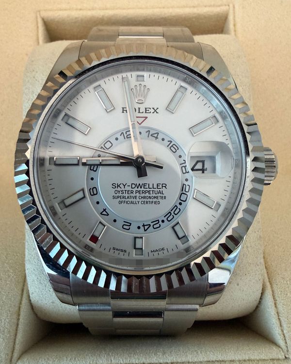 2019 Rolex Sky-Dweller 42MM White Dial Oyster Bracelet (326934)