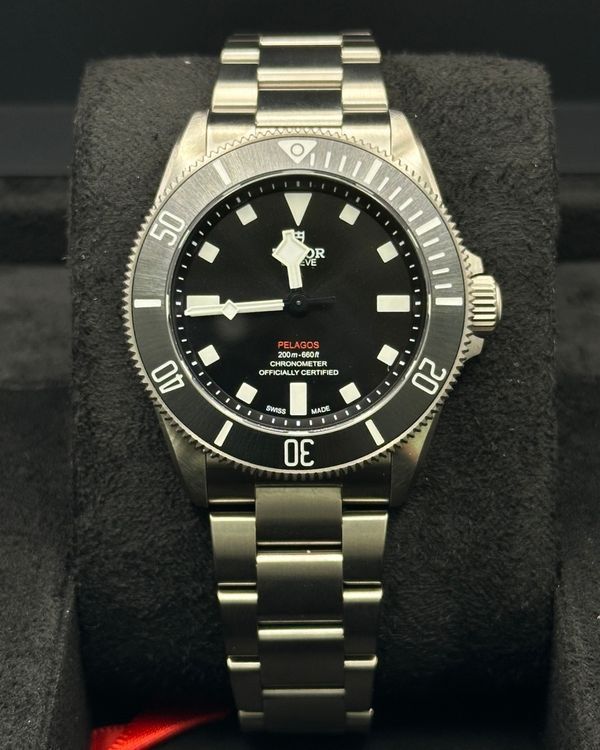 2026 Tudor Pelagos 39MM Black Dial Titanium Bracelet (25407N)