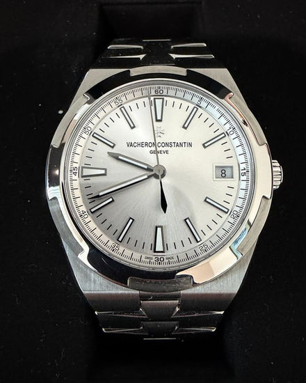 2019 Vacheron Constantin Overseas 41MM Silver Dial Steel Bracelet (4500V/110A-B126)