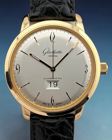 2024 Glashütte Original Sixties Panorama Date 42MM Silver Dial Leather Strap (2-39-47-01-01-04)