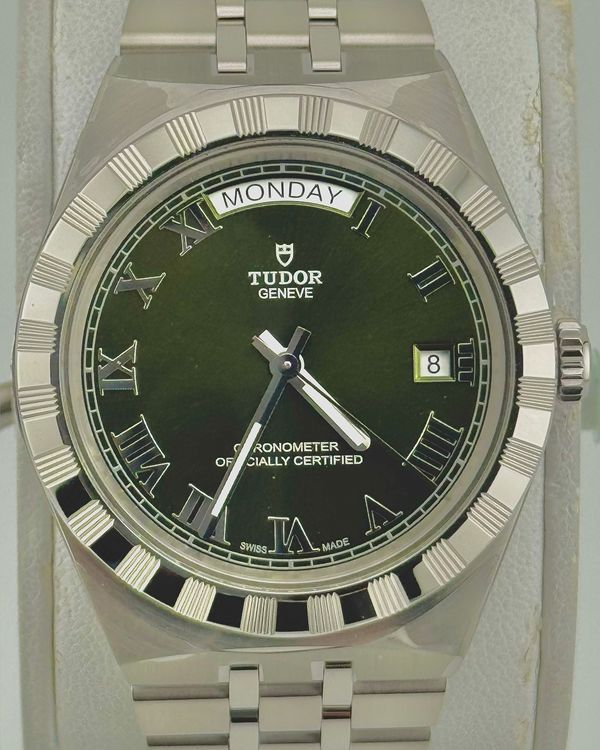 No Reserve - 2026 Tudor Royal 40MM Green Dial Steel Bracelet (2840D1A0)