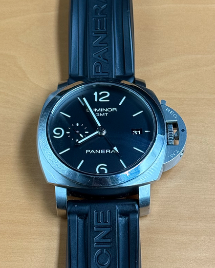 Panerai Luminor 1950 3 Days GMT 44MM Black Dial Rubber Strap (PAM00320)