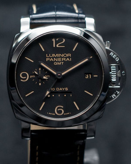 No Reserve - 2017 Panerai Luminor 1950 10 Days GMT 44MM Black Dial Leather Strap (PAM00533)
