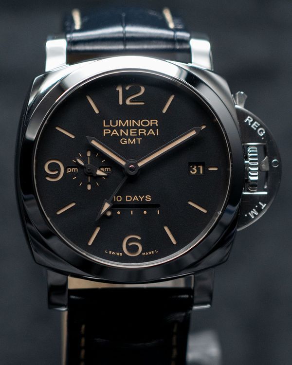 No Reserve - 2017 Panerai Luminor 1950 10 Days GMT 44MM Black Dial Leather Strap (PAM00533)
