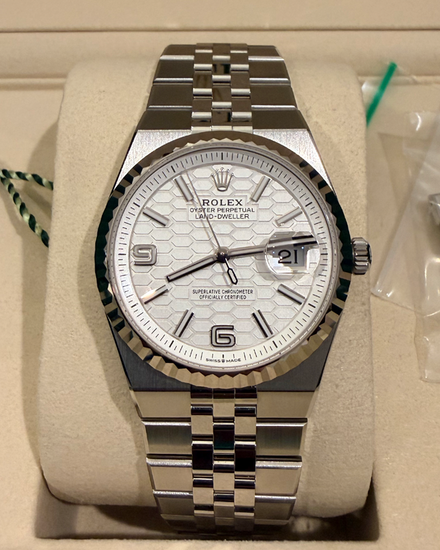 No Reserve - 2026 Rolex Land-Dweller 36MM White "Honeycomb" Dial Flat Jubilee Bracelet (127234)