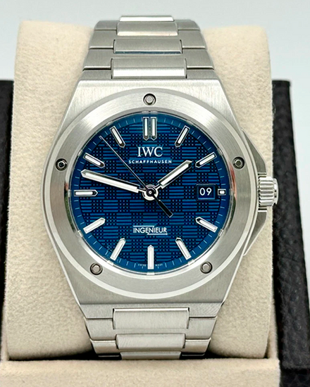 2026 IWC Schaffhausen Ingenieur 40MM Blue Dial Steel Bracelet (IW328907)
