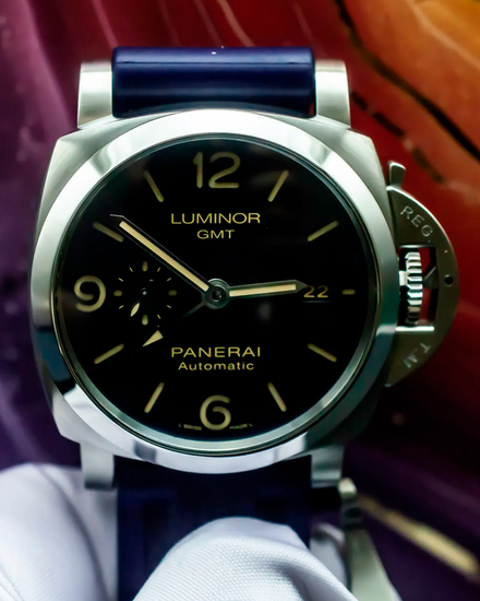 2021 Panerai Luminor GMT 44MM Blue Dial Rubber Strap (PAM01033)