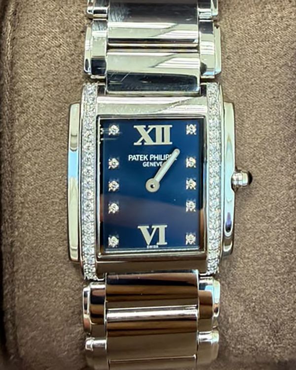 Patek Philippe Twenty-4 (4910/10A-012)