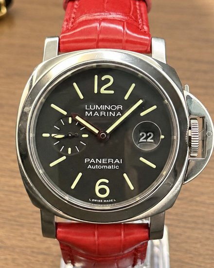 No Reserve - 2019 Panerai Luminor Marina 44MM Black Dial Leather Strap (PAM01104)