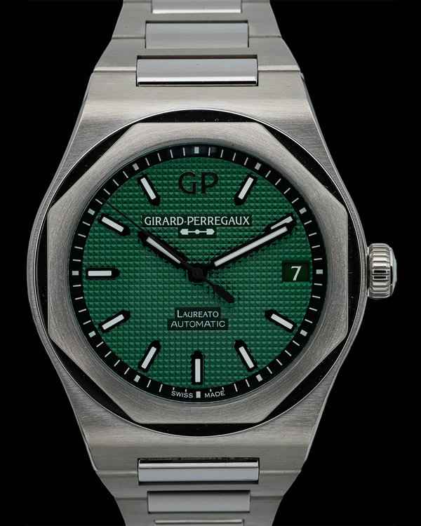 2024 Girard Perregaux Laureato 42MM Green Dial Steel Bracelet (81010.11.3153.1CM)