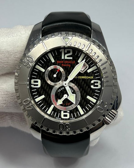 Girard Perregaux Sea Hawk Pro L.E. 44MM Black Dial Rubber Strap (49950-11-651-FK6A)