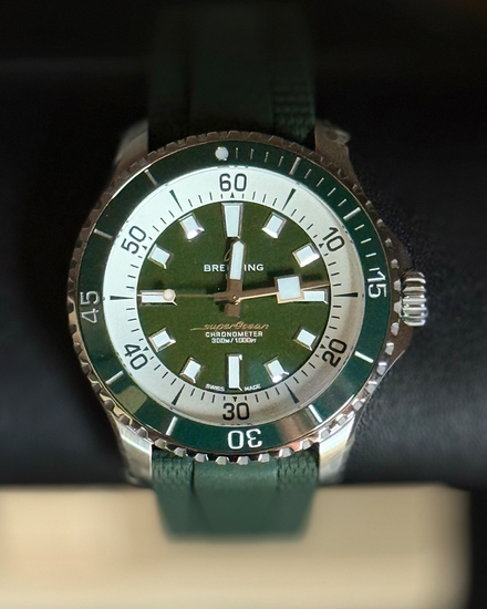 2026 Breitling Superocean 44MM Green Dial Rubber Strap (A17376)