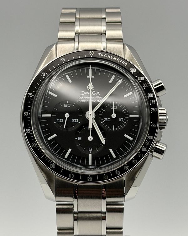 2017 Omega Speedmaster Professional Moonwatch 42MM Black Dial Steel Bracelet (3570.50.00)