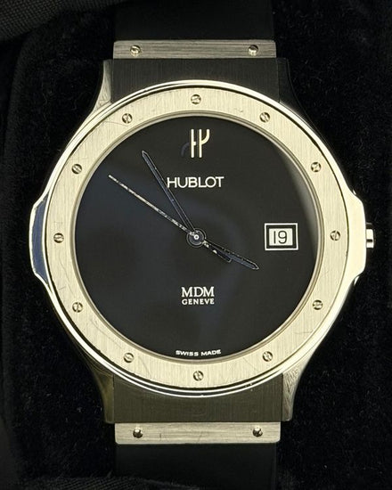 No Reserve - 2000 Hublot Classic MDM 36MM Quartz Black Dial Rubber Strap (1520.100.1)
