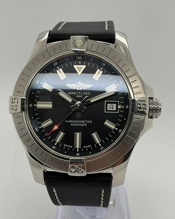 No Reserve - Breitling Avenger (A17318)