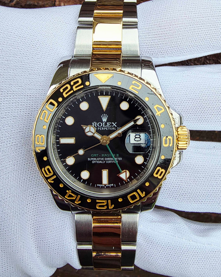 No Reserve - 2015 Rolex GMT-Master II 40MM Black Dial Two-Tone Oyster Bracelet (116713LN)
