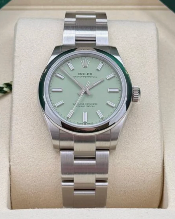 2026 Rolex Oyster Perpetual 31MM Pistachio Dial Oyster Bracelet (277200)