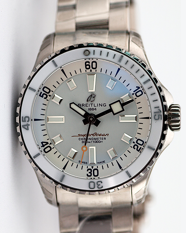 Breitling Superocean (A17377)