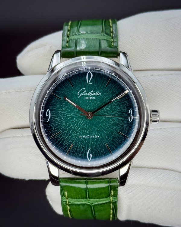 (Working) No Reserve - Glashütte Original Sixties (1-39-52-03-02-04)