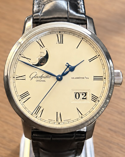 No Reserve - 2025 Glashütte Original Senator Panorama 40MM Silver Dial Leather Strap (100-04-32-12-04)
