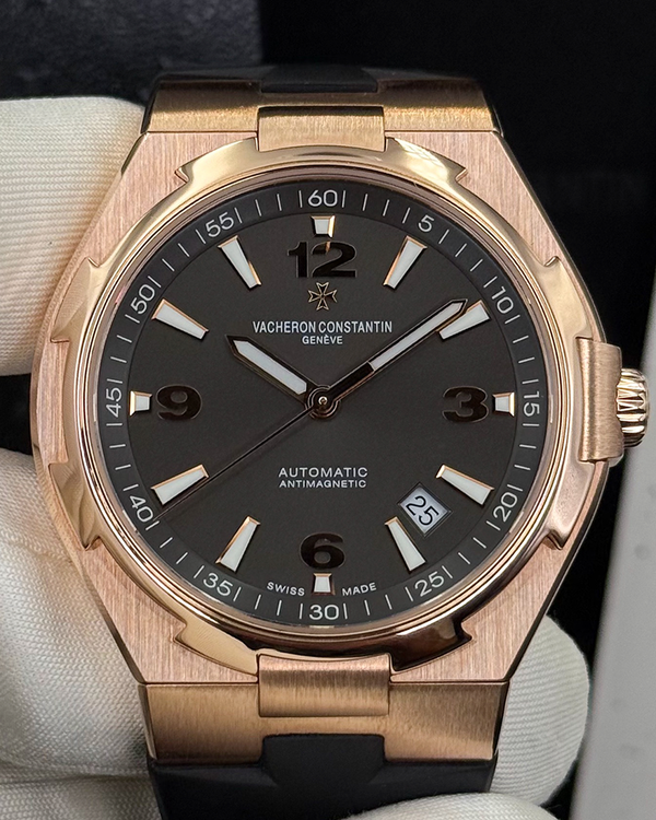 2017 Vacheron Constantin Overseas 42MM Grey Dial Rubber Strap (47040/000R-9666)