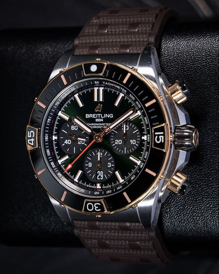 2024 Breitling Super Chronomat B01 44MM Green Dial Rubber Strap (UB0136251L1S1)